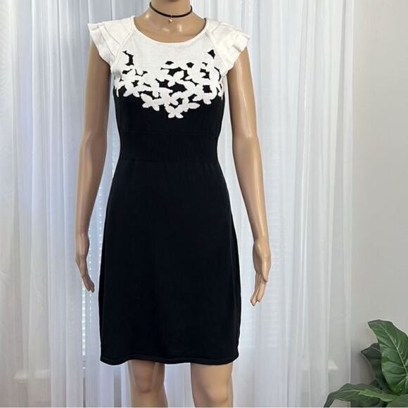 Lilly Pulitzer Sweater Dress Gorgeous! NWT Small - Picture 1 of 11